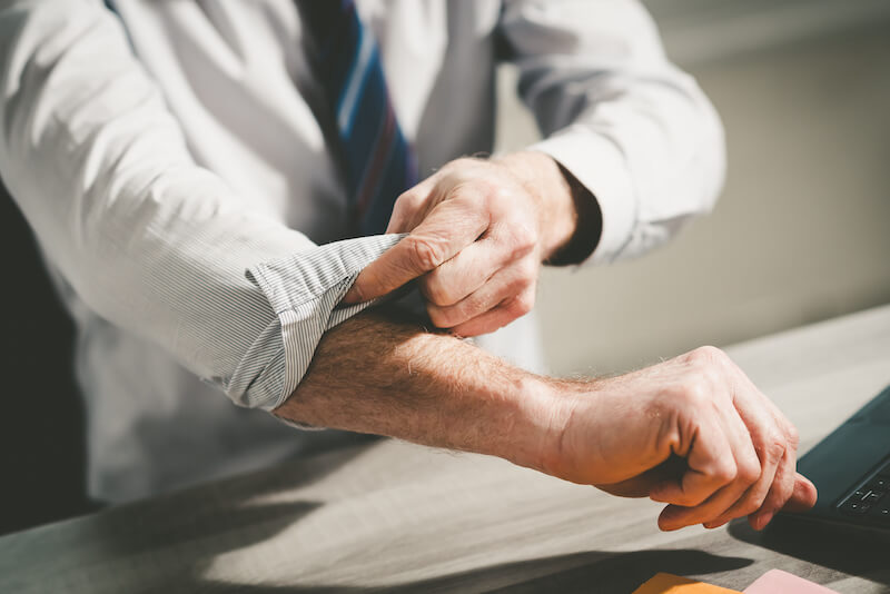 How to Roll Up Dress Shirt Sleeves - Nimble Made