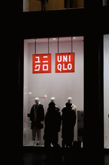 is uniqlo fast fashion?