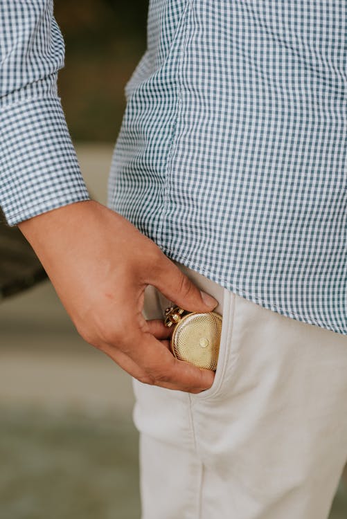 how to wear a pocket watch